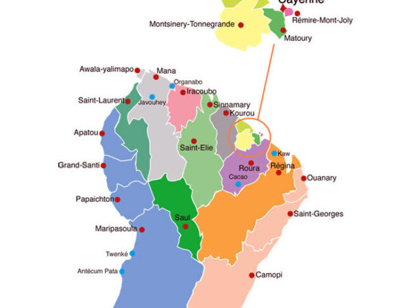 Mapa de la Guayana Francesa con nombres y sin nombres