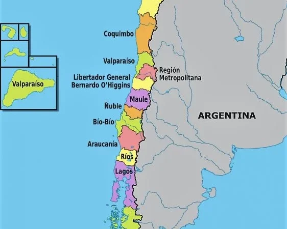 Mapa de Chile con nombres y sin nombres